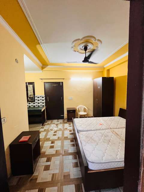 1RK RENT